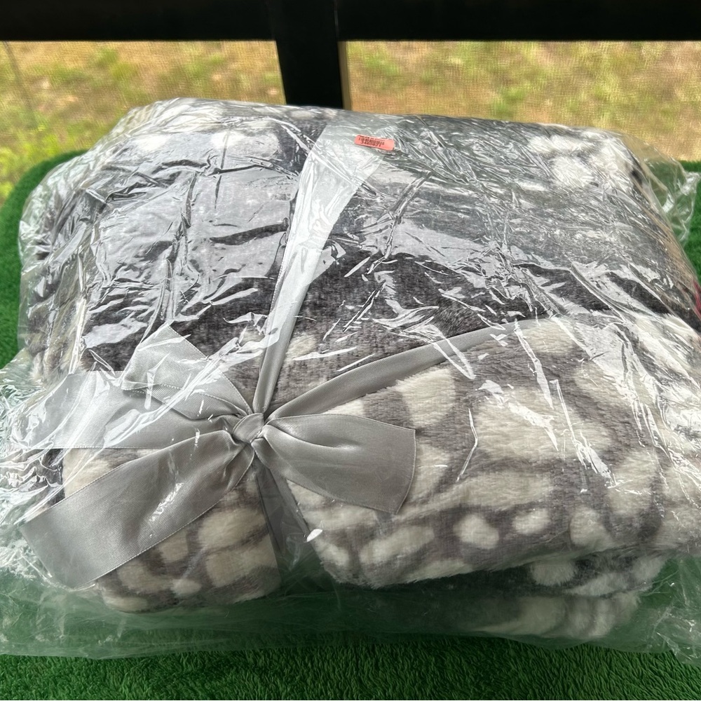 Reversible Sherpa - Picture 3 of 3